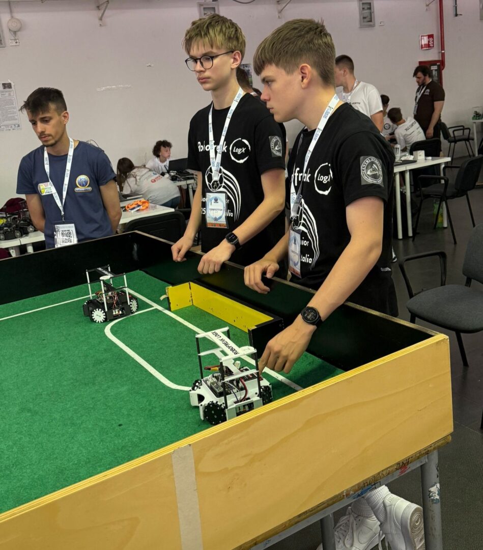 494771044_2412650639109974_6485973244634269129_n